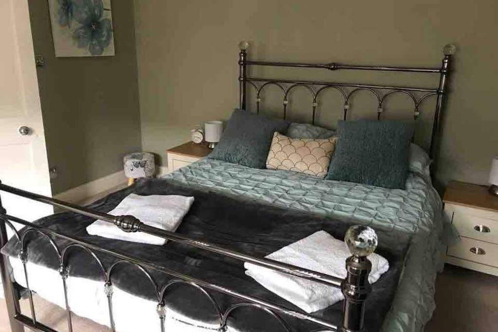 8A Tweed Cottage, Just Off The High St In Peebles Εξωτερικό φωτογραφία