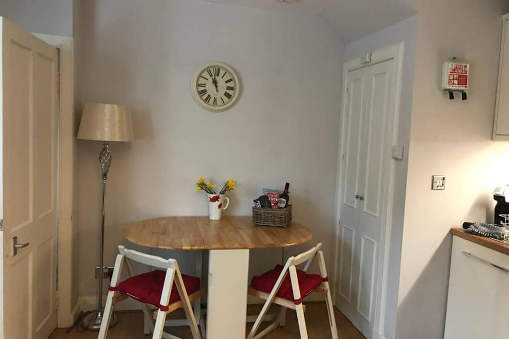 8A Tweed Cottage, Just Off The High St In Peebles Εξωτερικό φωτογραφία