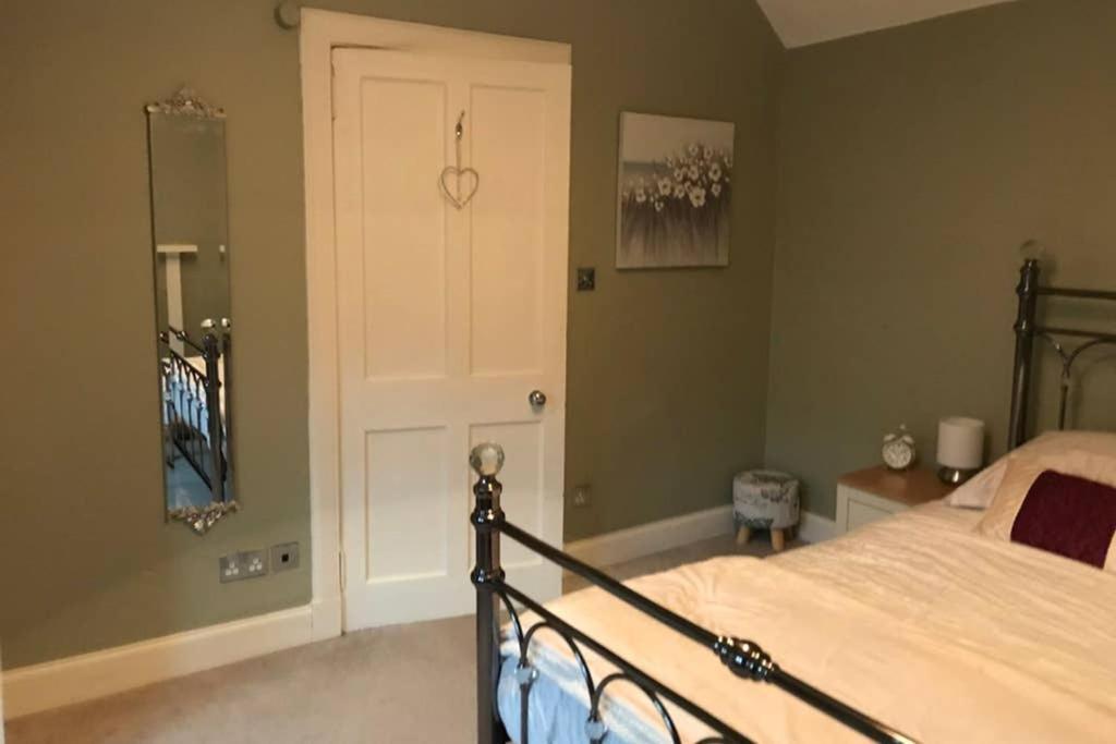 8A Tweed Cottage, Just Off The High St In Peebles Εξωτερικό φωτογραφία