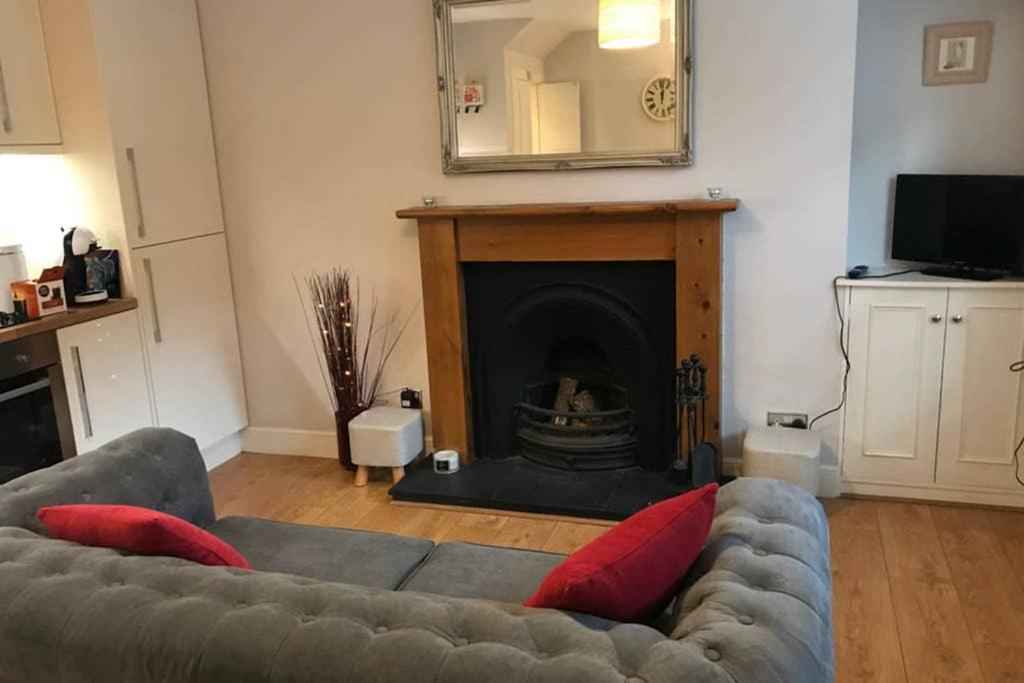 8A Tweed Cottage, Just Off The High St In Peebles Εξωτερικό φωτογραφία